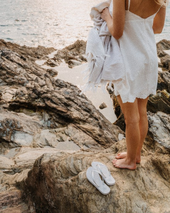 Női papucs REEF Seaside, ezüst csillogás