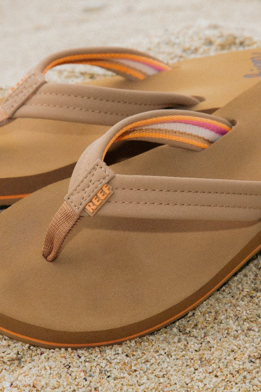 Női papucs REEF Cushion Breeze, Tan/Smoothie